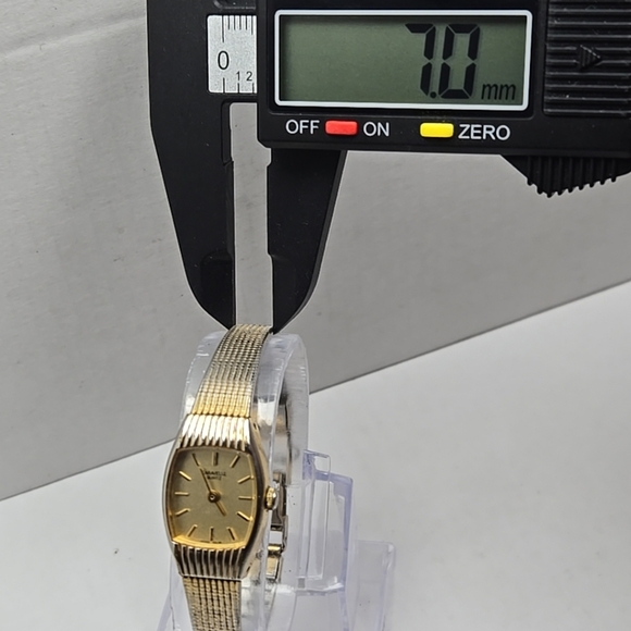 Caravelle By Bulova 48L98 Womens Quartz Watch Gold Silver Tone New Battery Works - Picture 5 of 9